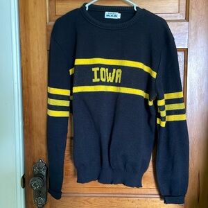 Vintage Iowa Hawkeyes sweater